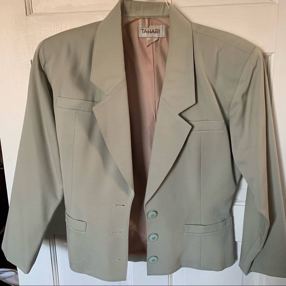 Tahari Blazer